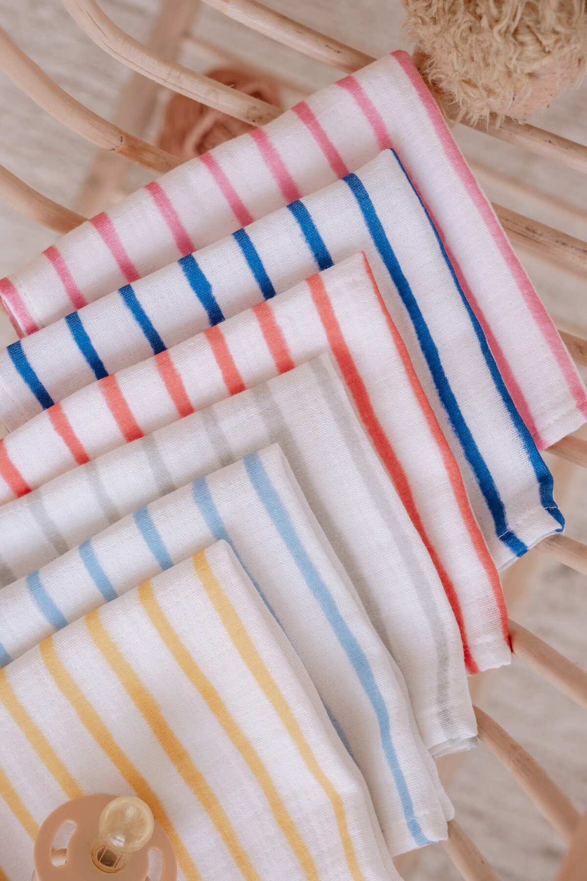 mouth cloth - Red Striped