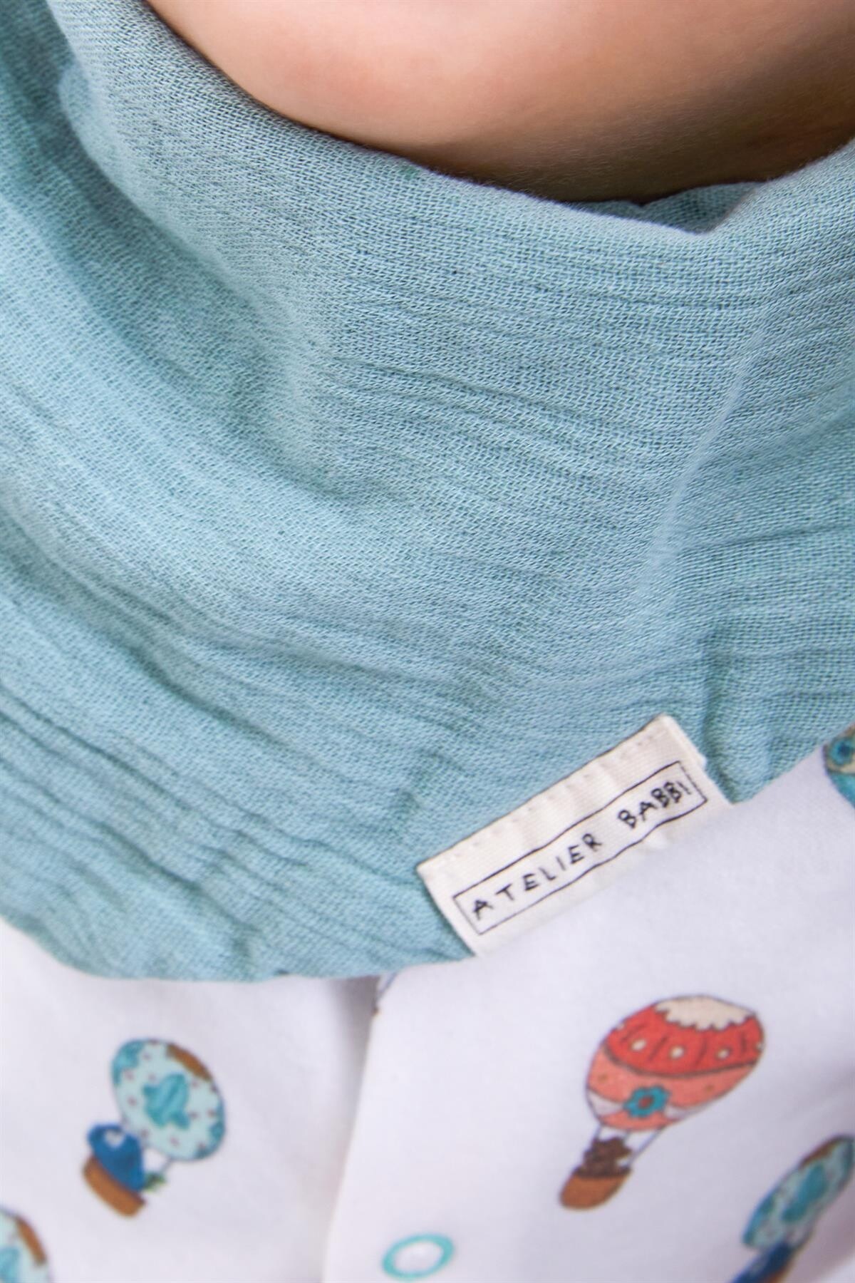 3-Piece Muslin Bib Set  