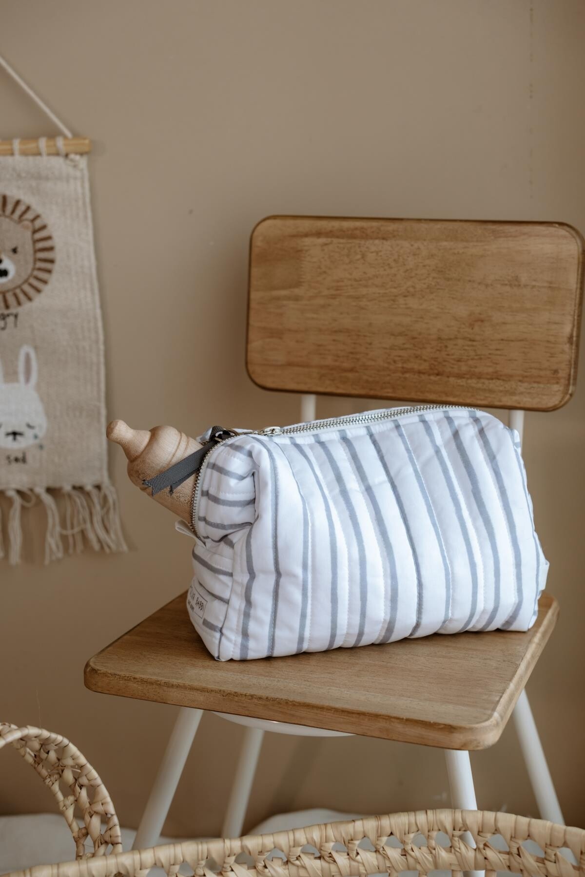 Bebek Bakım Çantası - Gri Çizgili