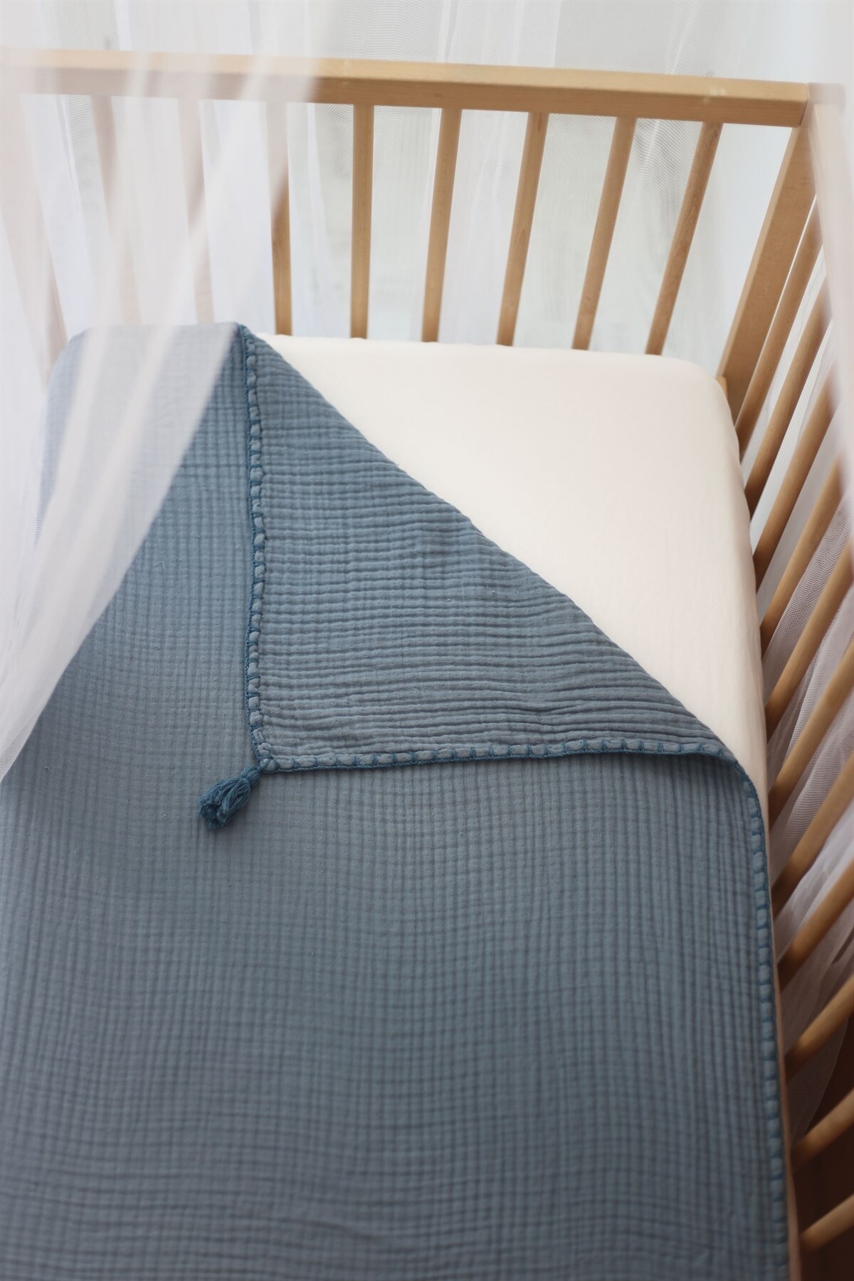 Hand Embroidered 4-Layer Muslin - İndigo/İndigo