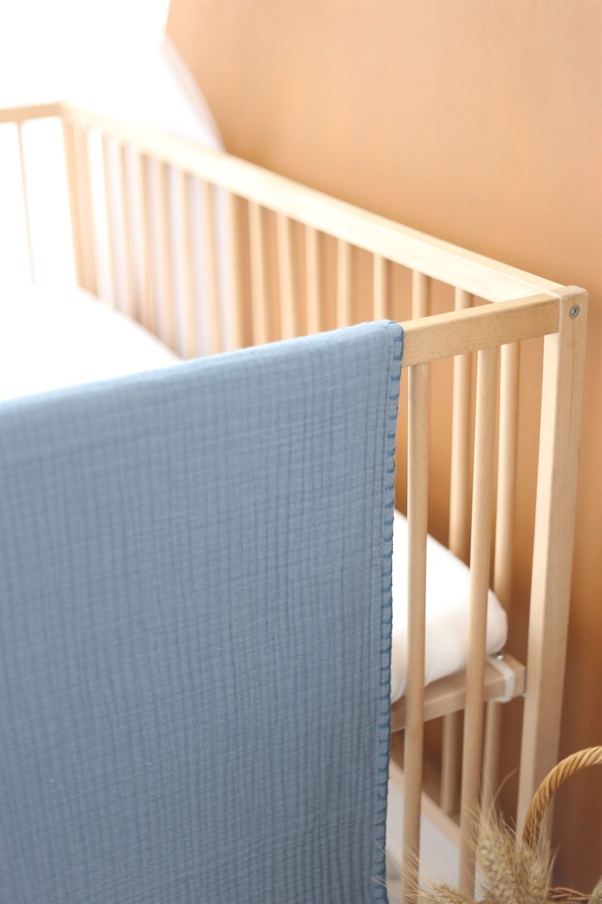 Hand Embroidered 4-Layer Muslin - İndigo/İndigo