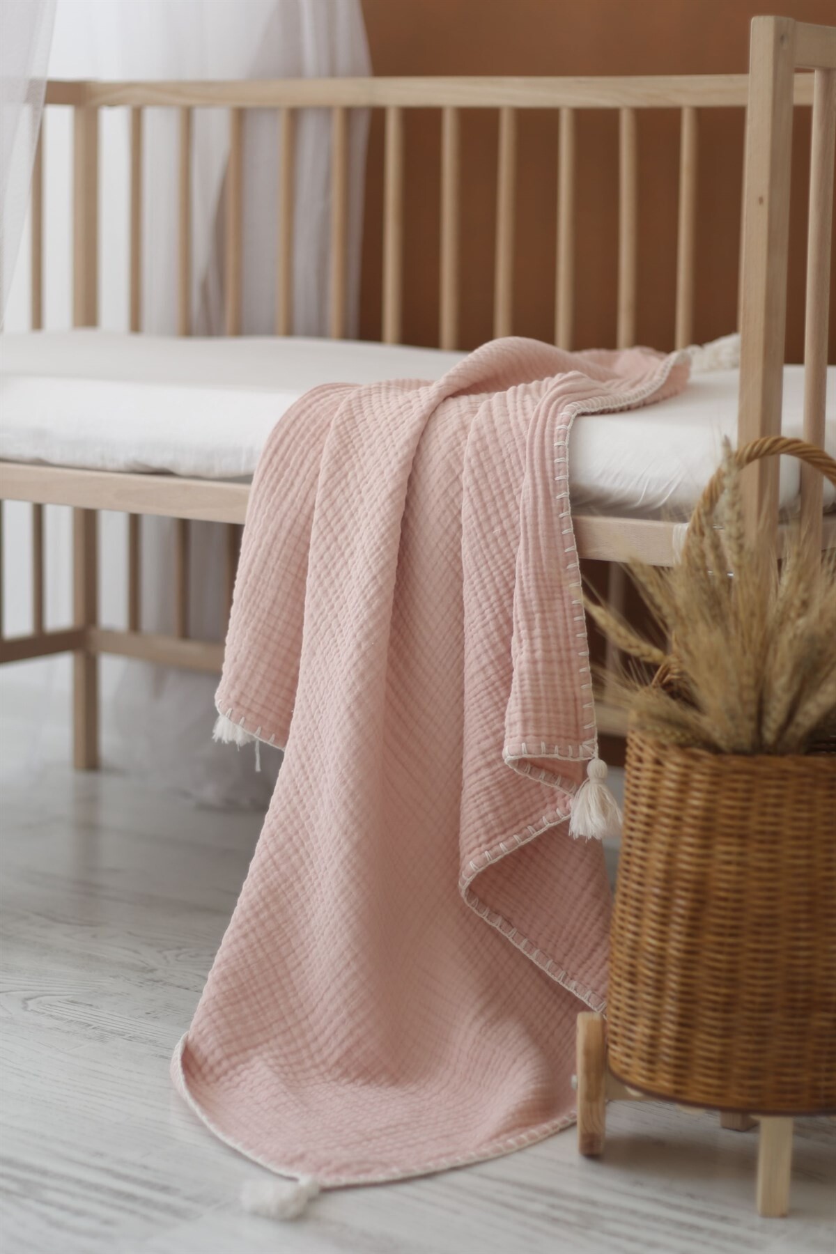 Hand Embroidered 4-Layer Muslin - Powder Pink/Ecru