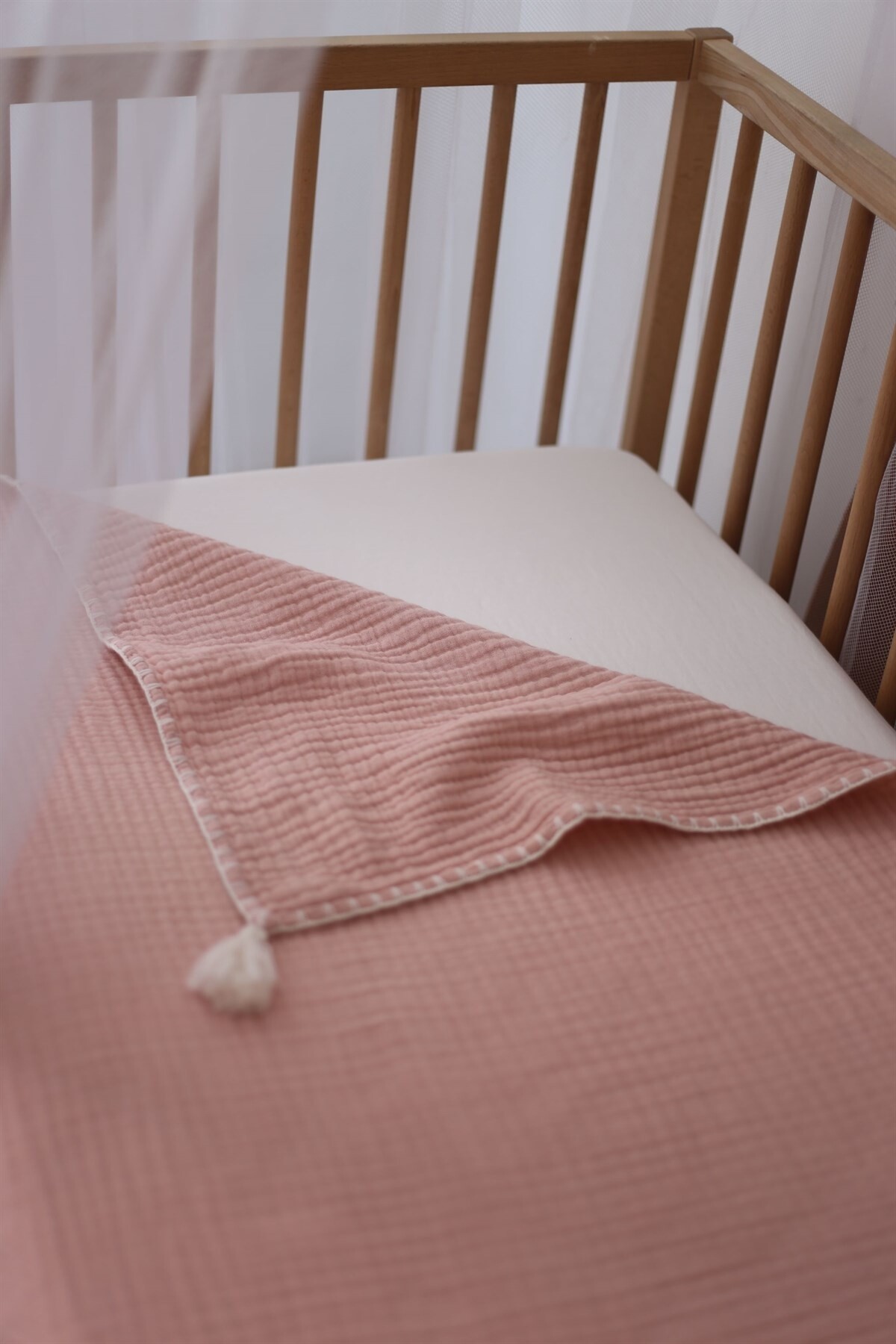 Hand Embroidered 4-Layer Muslin - Powder Pink/Ecru