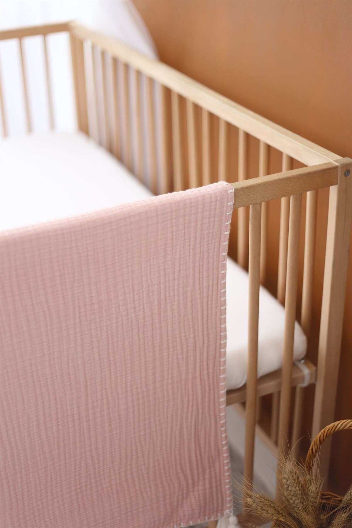 Hand Embroidered 4-Layer Muslin - Powder Pink/Ecru