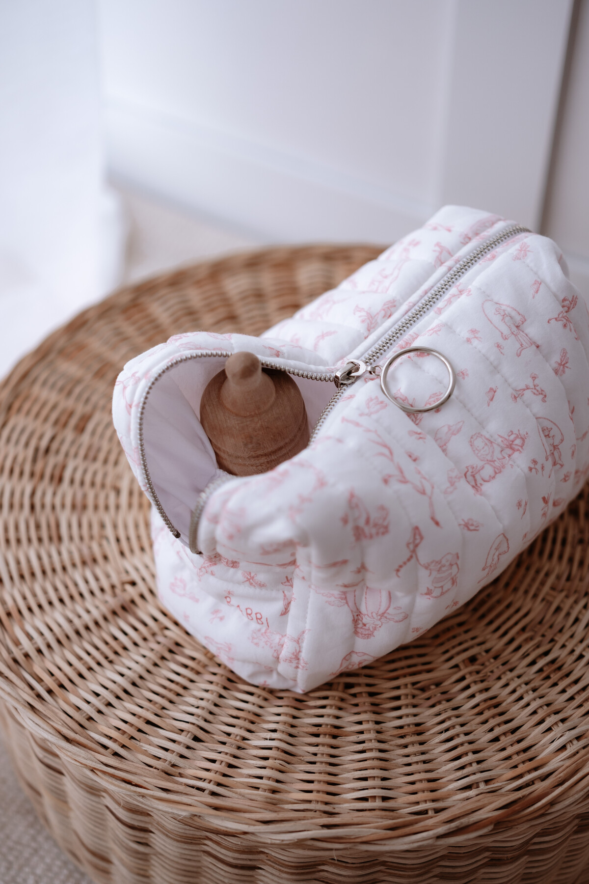 Care Bag - Toile De Jouy / Pink