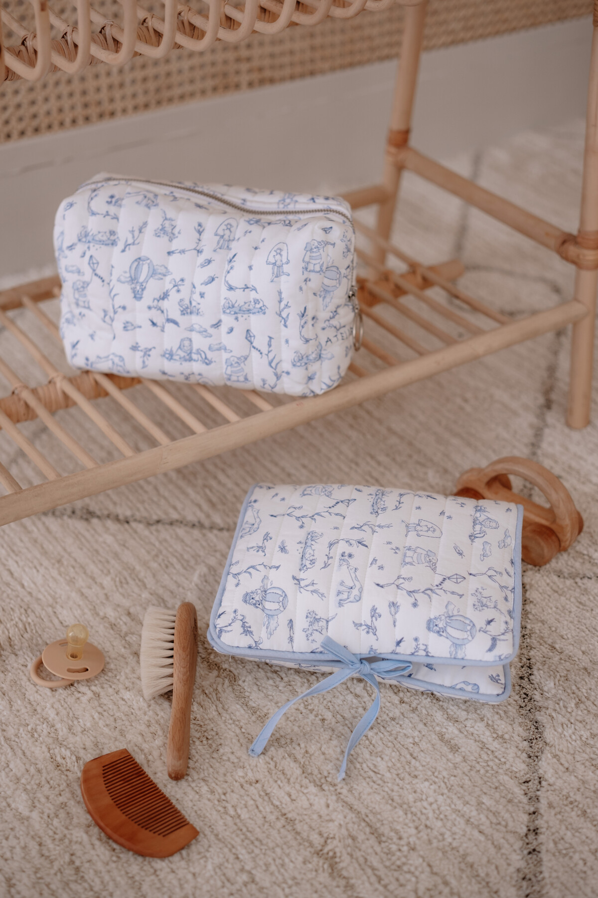 Care Gift Set - Toile De Jouy / Blue