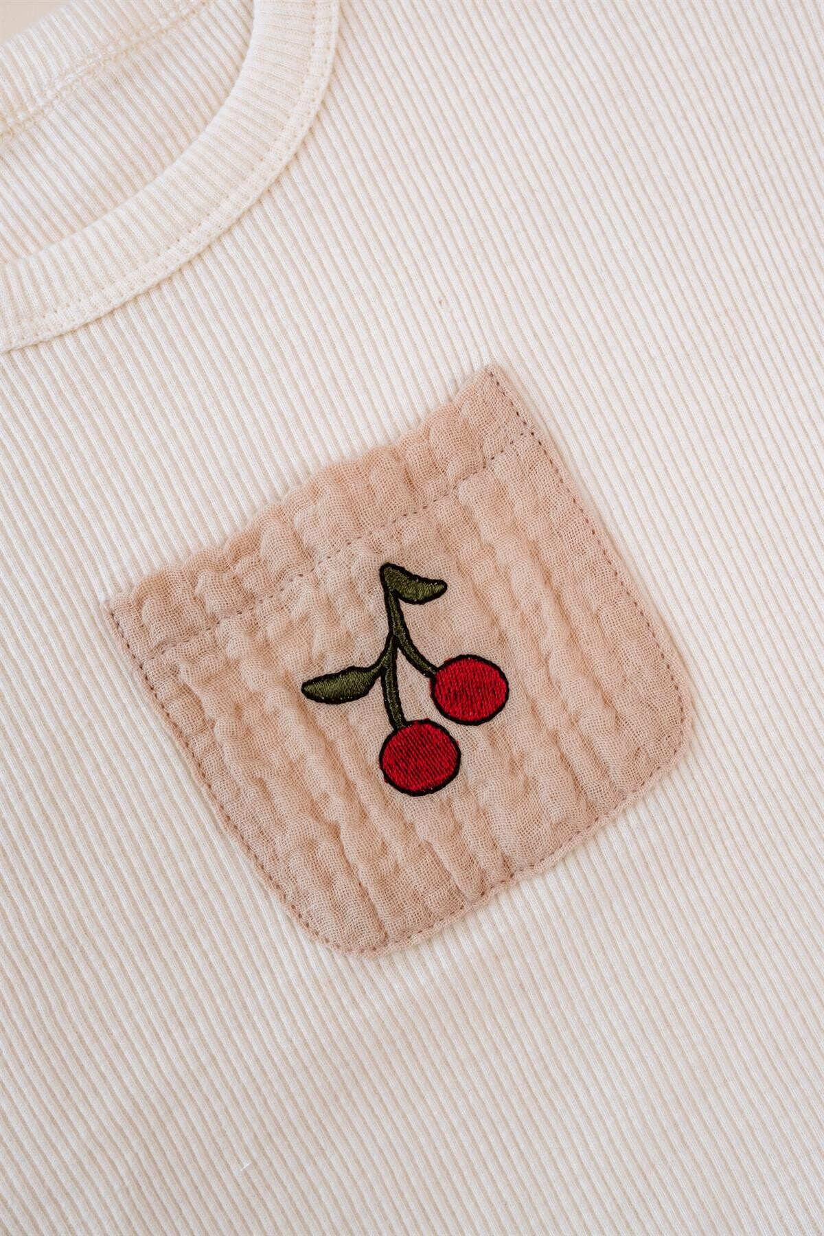 Nakışlı Ve Cepli Müslin Bebek Ribana Takımı - Bej