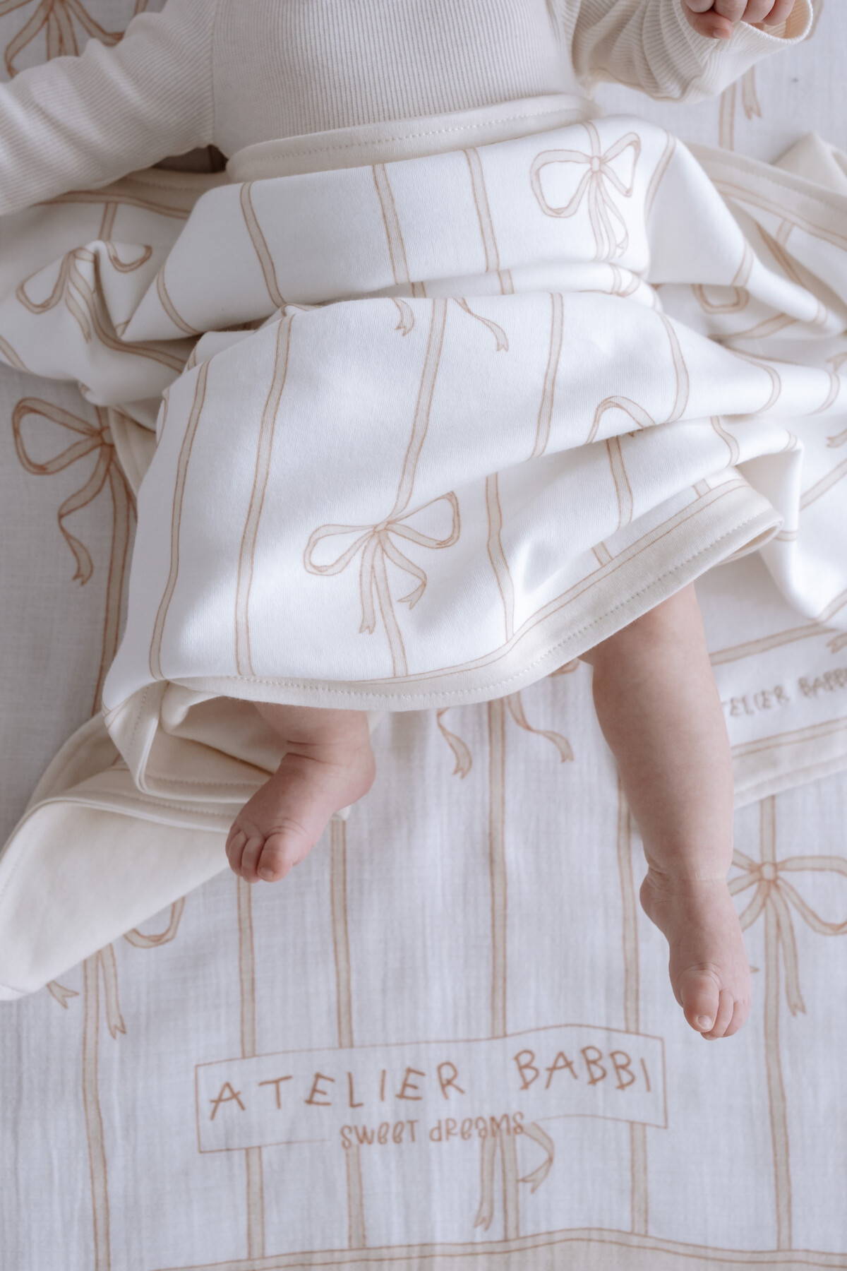 Double Sided Blanket - Ribbon / Beige