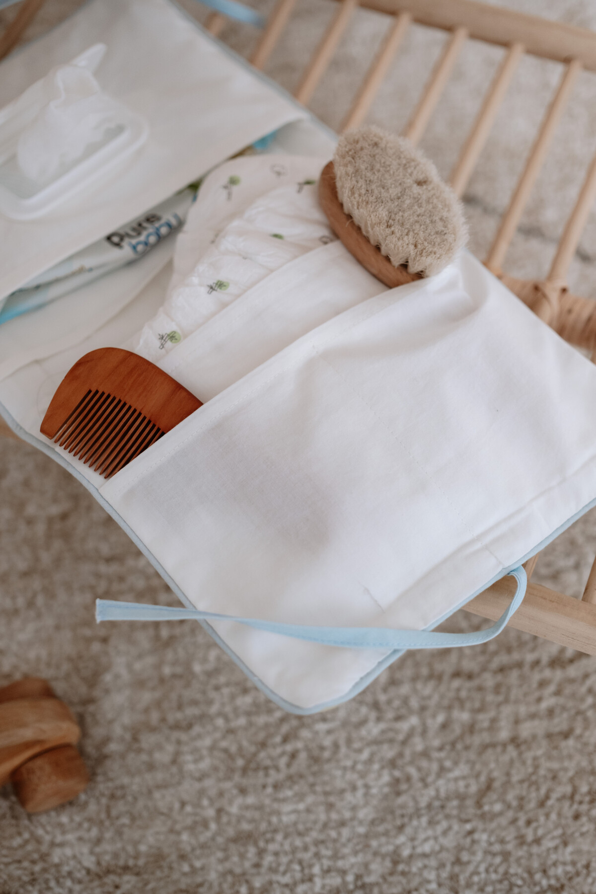 WET WIPES & DIAPER BAG - BEACH/GIRL