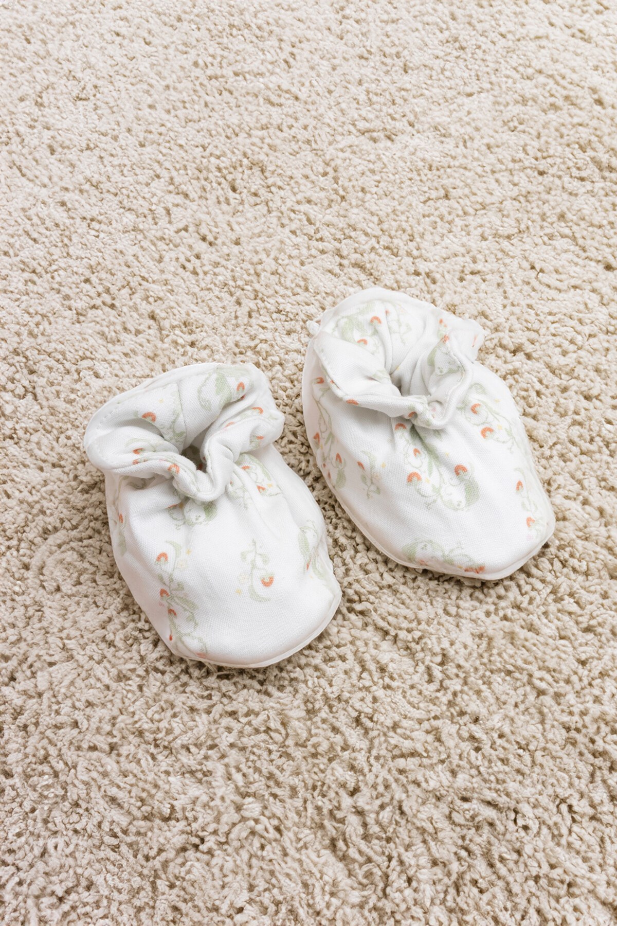 BOOTIES - STRAWBERRY