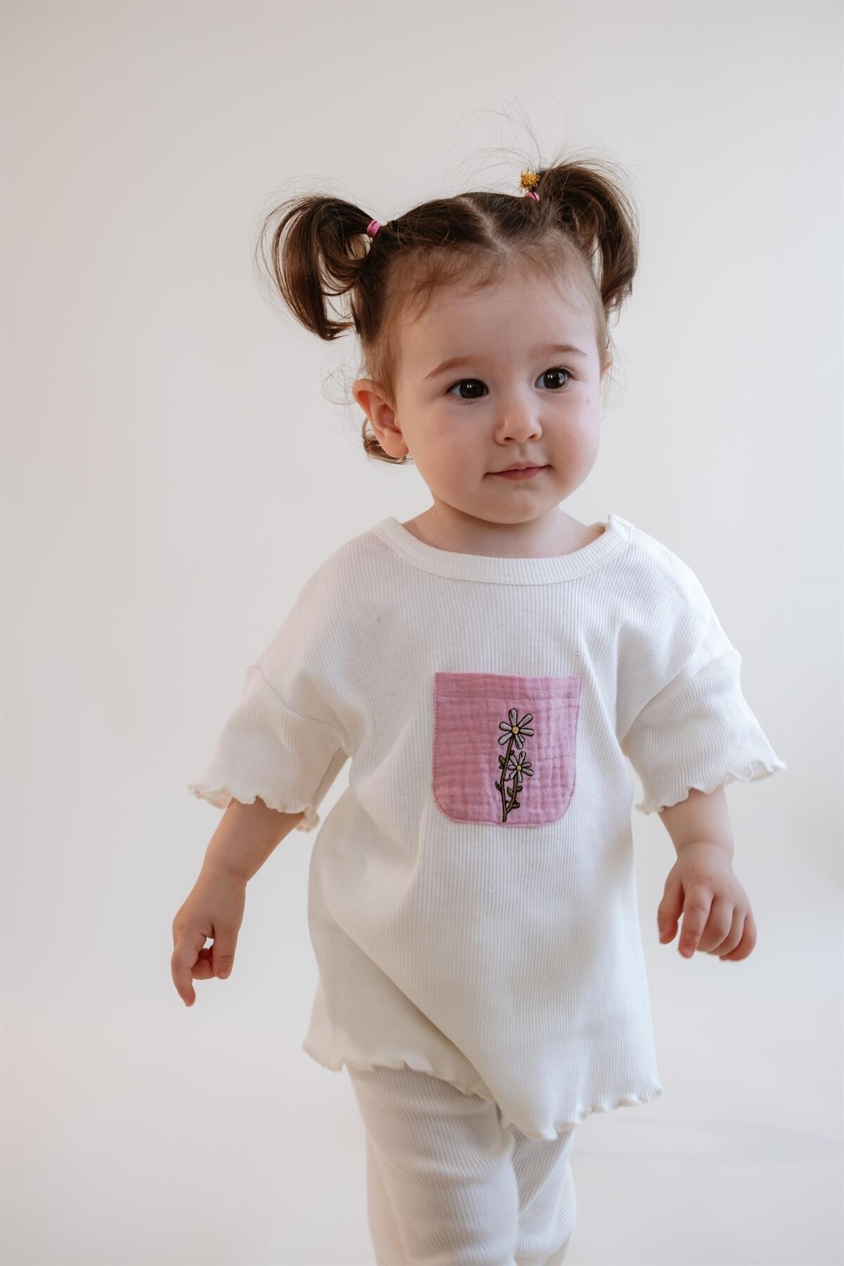 Nakışlı Ve Cepli Müslin Bebek Ribana Takımı - Pembe