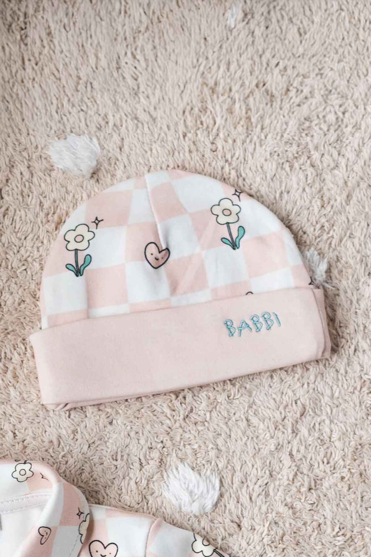 NEWBORN HAT - CHECKERED