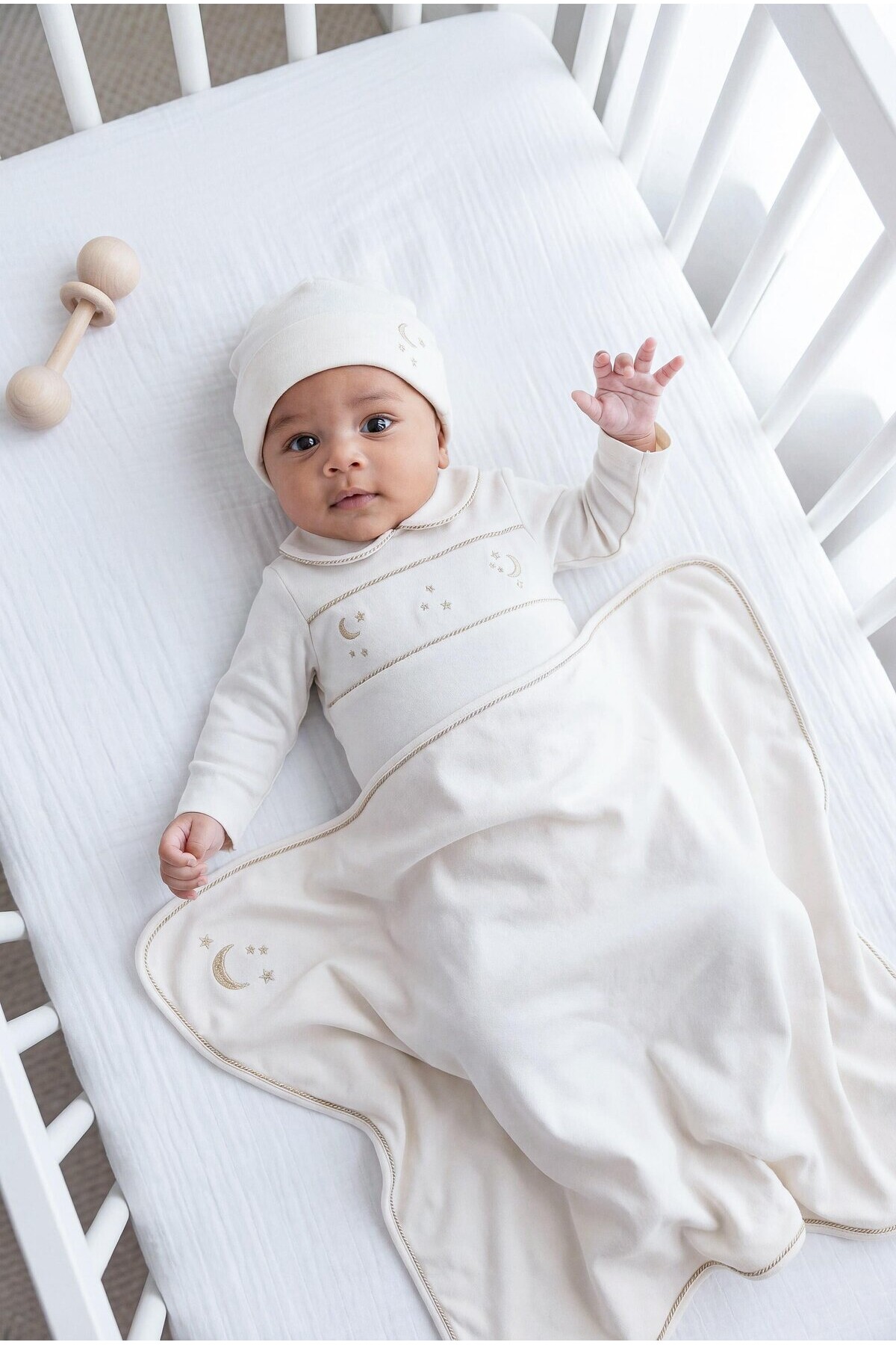 NEWBORN SET (4-PIECE) - TINY MIRACLES