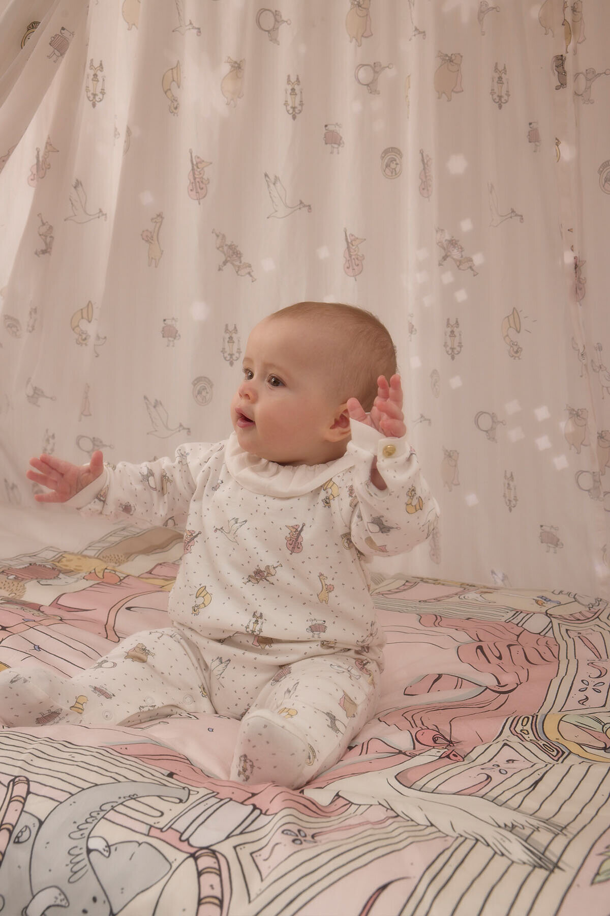 Newborn Set (5 Piece) - Theatre / Pink