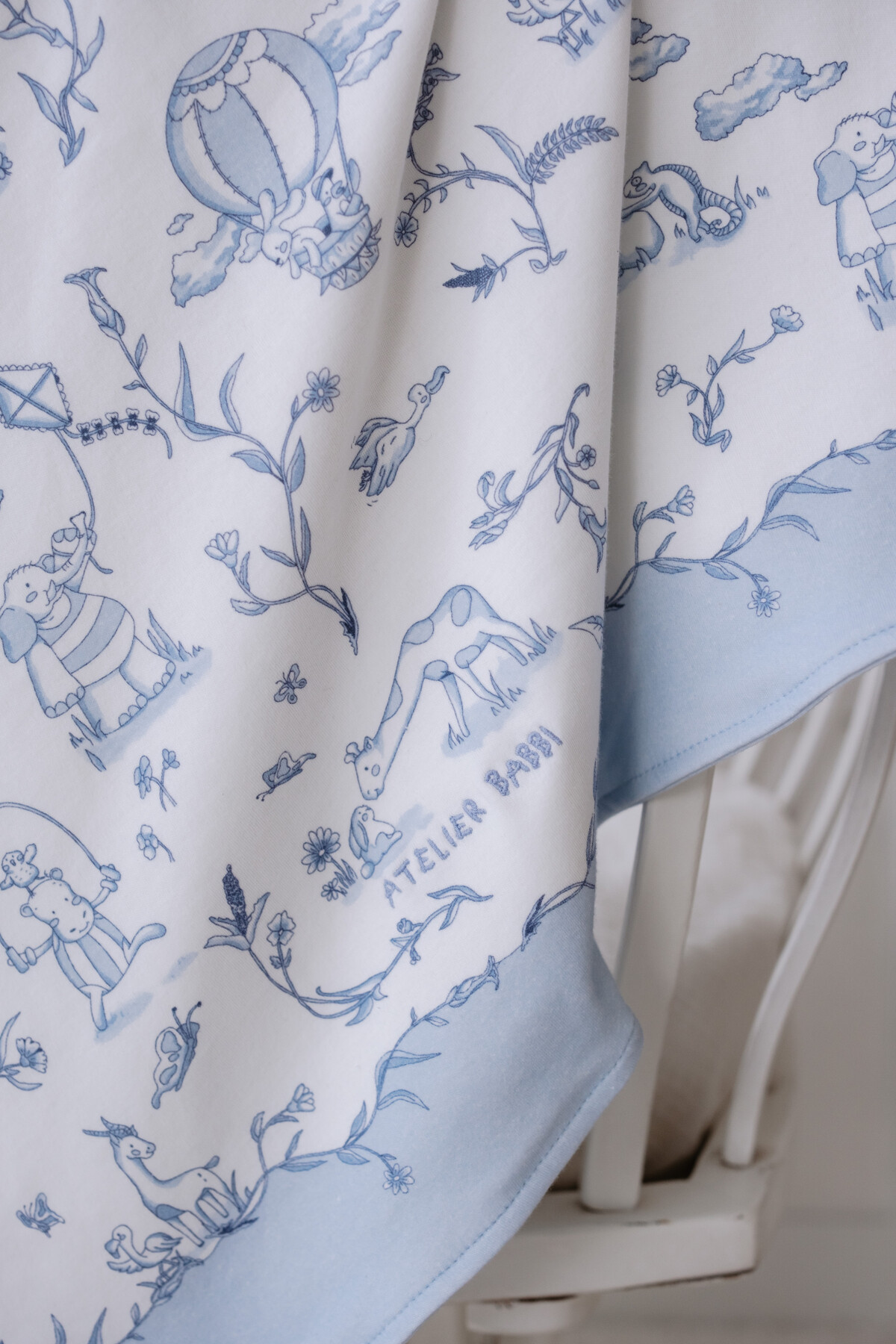 Newborn Set (5 Piece) - Toile De Jouy/Blue