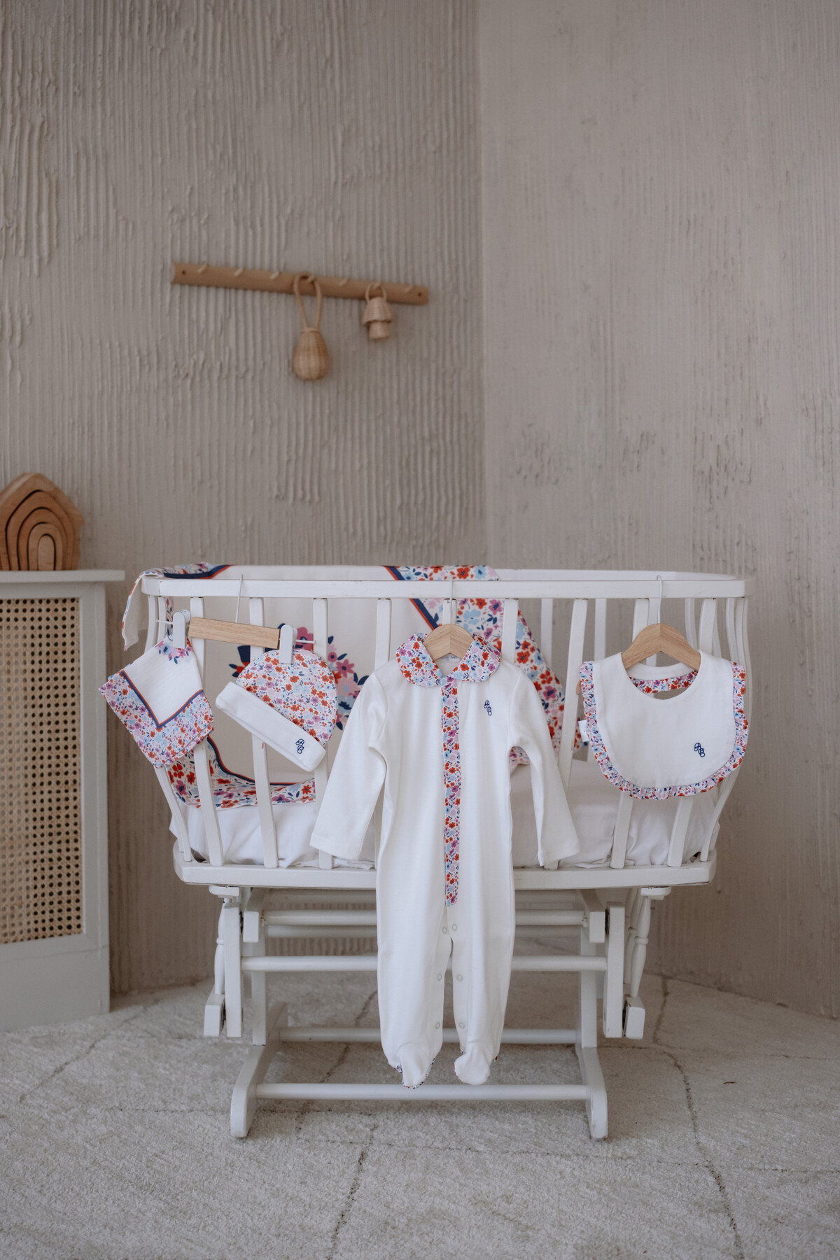 9Lu Yenidoğan Seti - Minik Çiçekler / Kırmızı