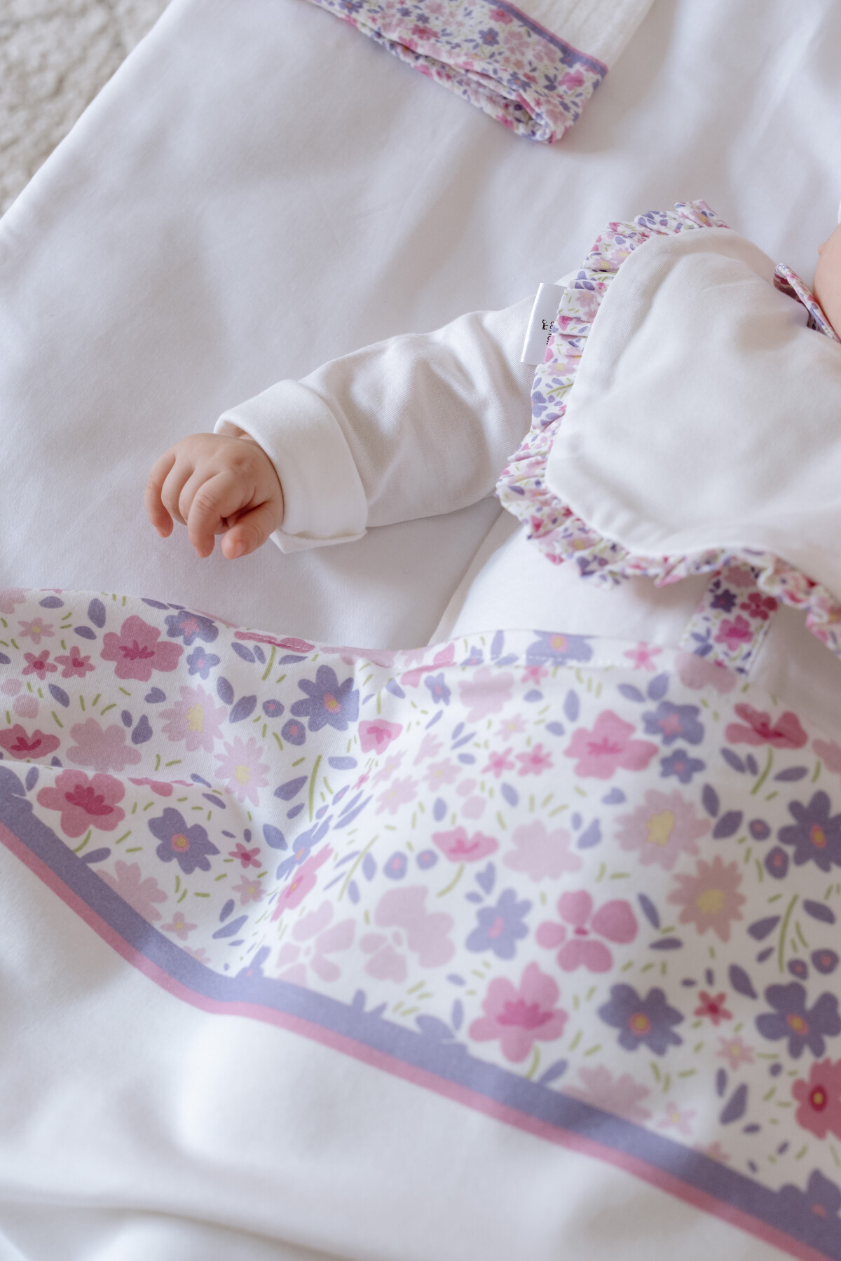 Double Sided Blanket - Tiny Flowers / Pink