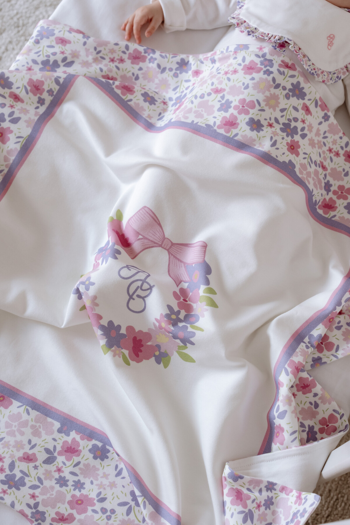 Double Sided Blanket - Tiny Flowers / Pink