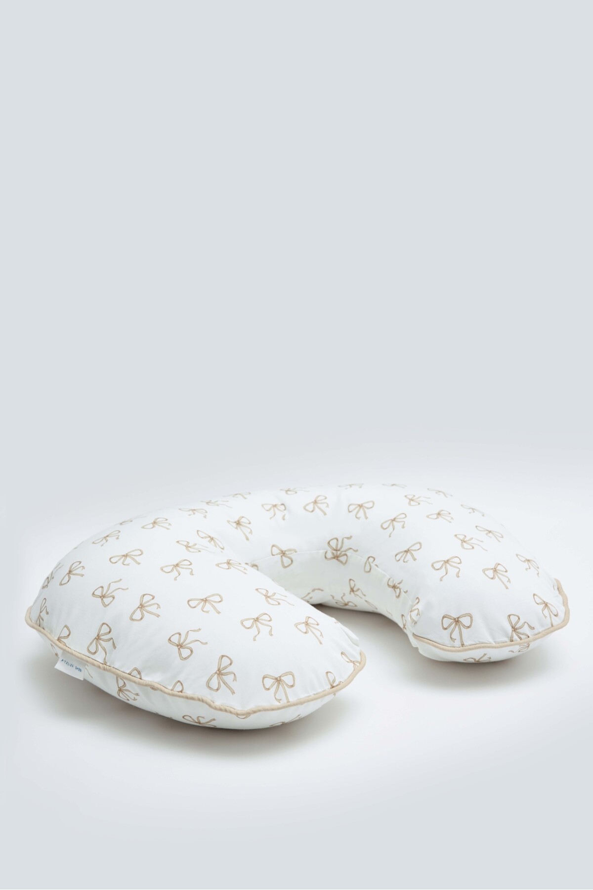 NURSING PILLOW - RIBBON/BEIGE