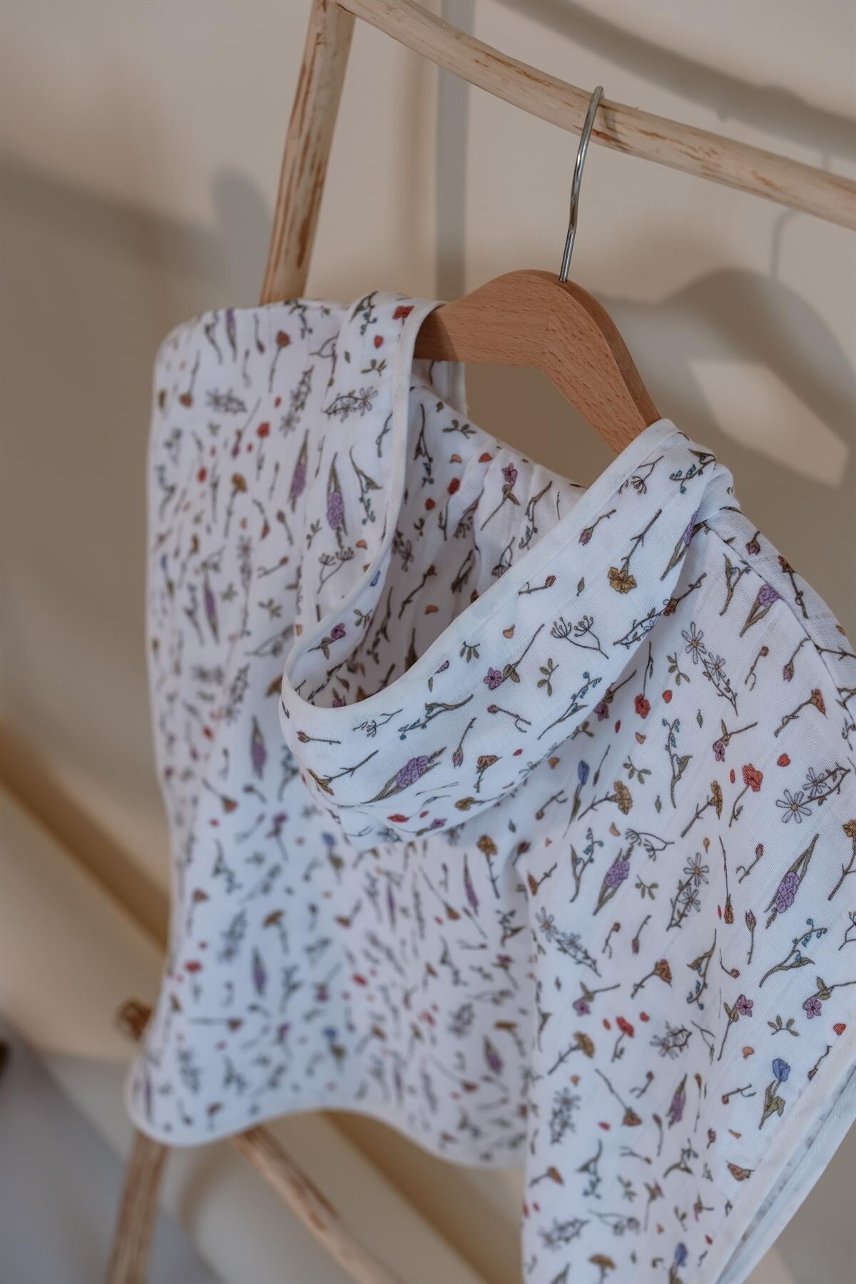 Poncho & Muslin Cover Set - Spring