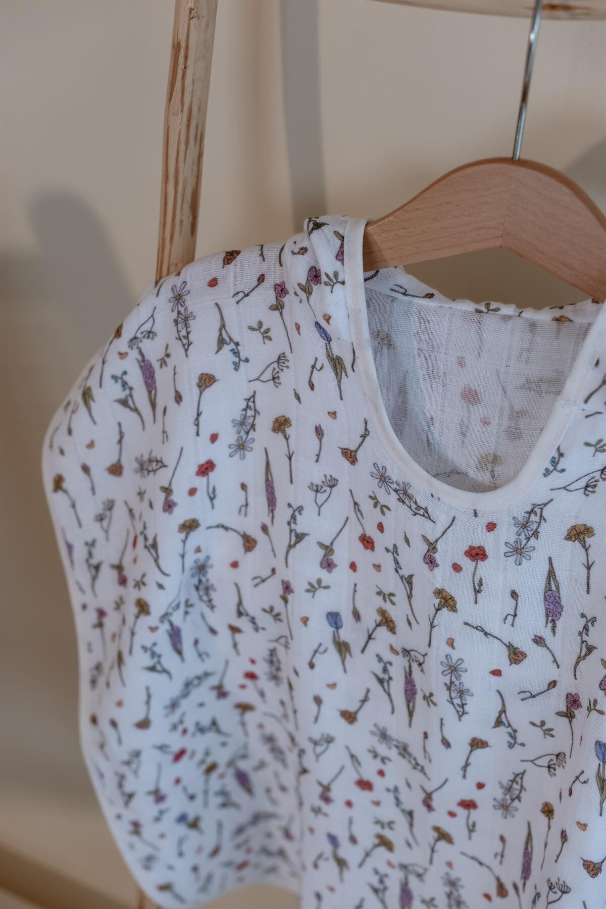 Poncho & Muslin Cover Set - Spring