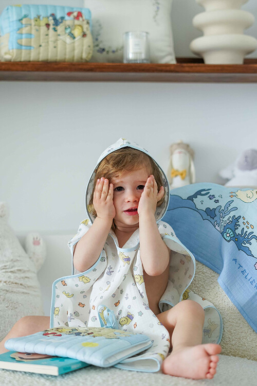 Poncho & Muslin Cover Set - Beach / Girl