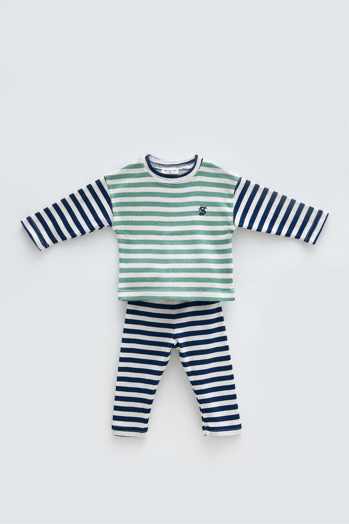 Uzun Kollu T-Shirt & Pantolon Seti - Yeşil Çizgili