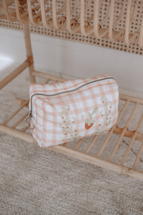 Care Bag - Strawberry