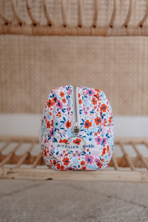 Care Bag - Tiny Flowers / Red
