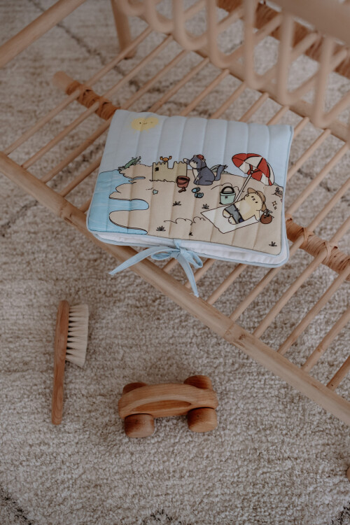 WET WIPES & DIAPER BAG - BEACH/BOY