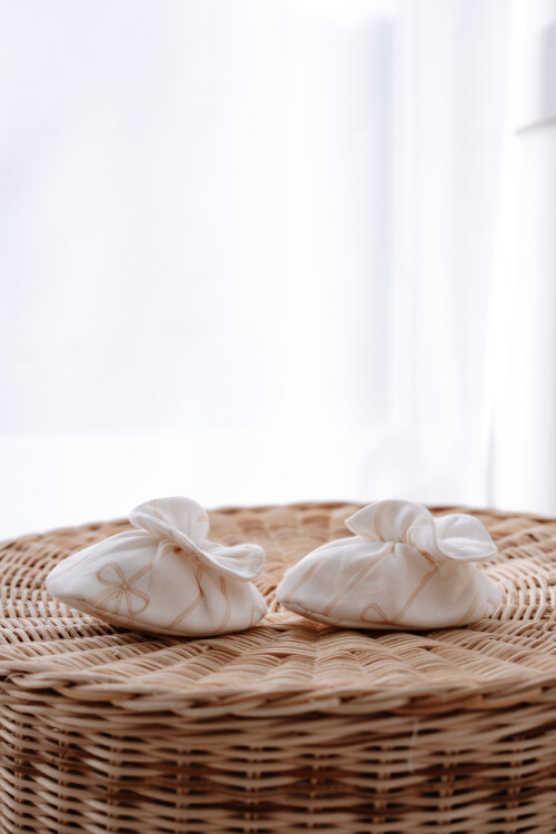 Booties - Ribbon / Beige