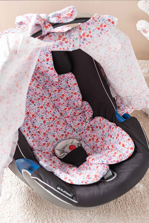 STROLLER CUSHION - TINY FLOWERS/RED