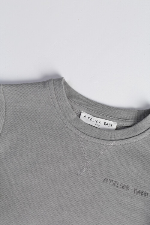 Sweatshirt - Grey