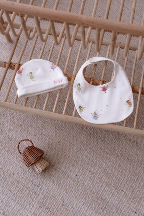 Newborn Bib & Hat Set - Fairytale