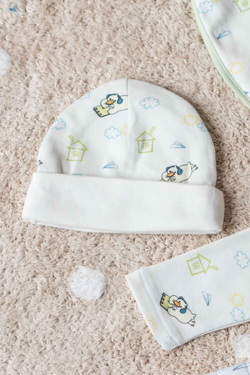 NEWBORN HAT - PICNIC