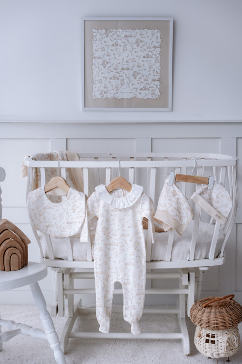 Newborn Set (5 Piece) - Toile De Jouy/Beige