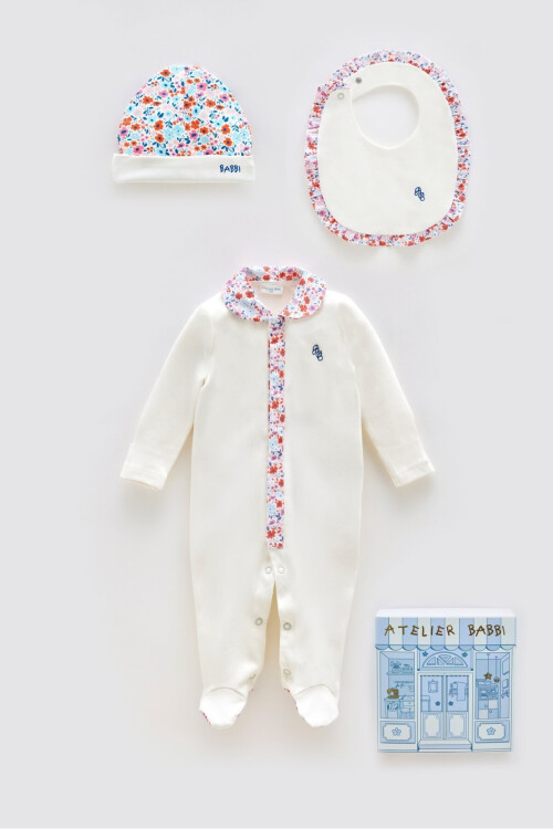 NEWBORN SET (3-PIECE) - TINY FLOWERS/RED