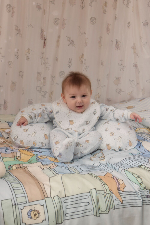 NEWBORN SET (4-PIECE) - THEATRE / BLUE