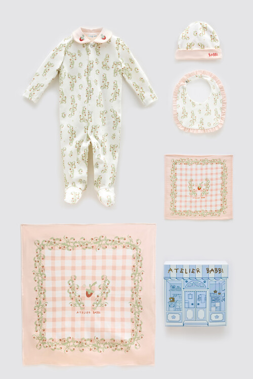 NEWBORN SET (5 PIECE) - STRAWBERRY