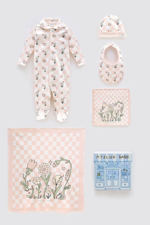 NEWBORN SET (5 PIECE) - CHECKERED