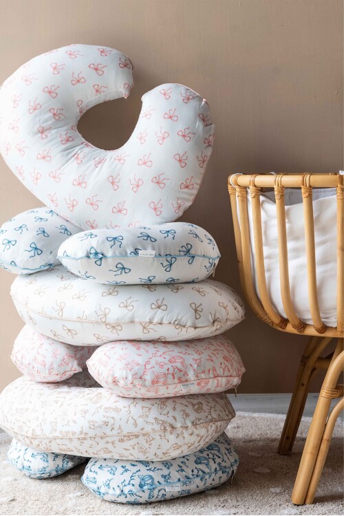 NURSING PILLOW - RIBBON/BLUE