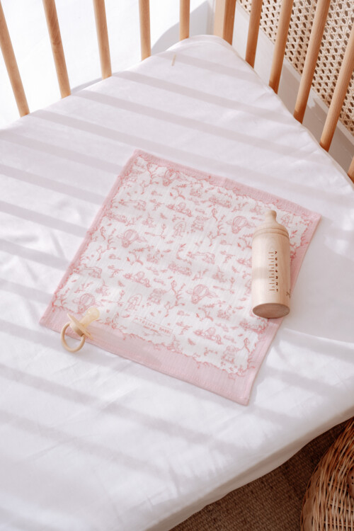 Muslin Swaddle and 3 Piece Mouth Cloth Set - Toile de Jouy / Pink