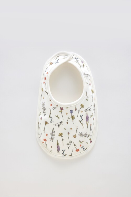 Newborn Bib & Hat Set - Spring