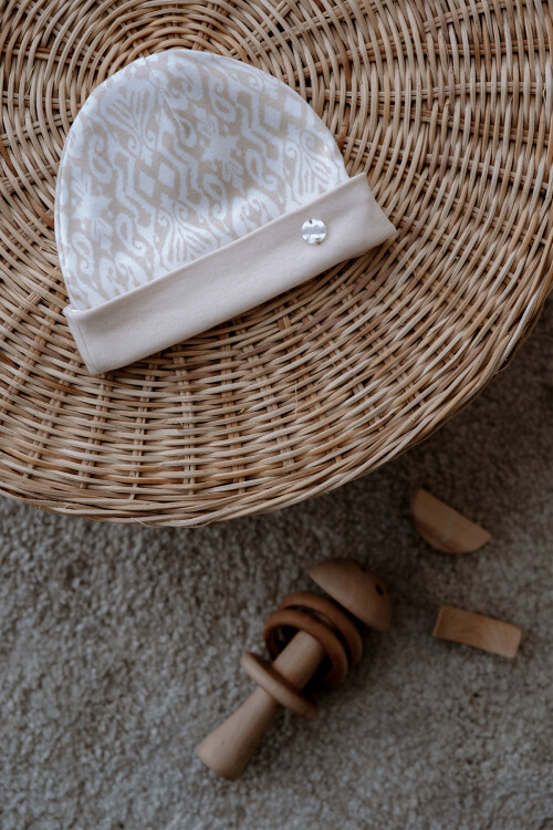 Newborn Hat - Ikat / Beige
